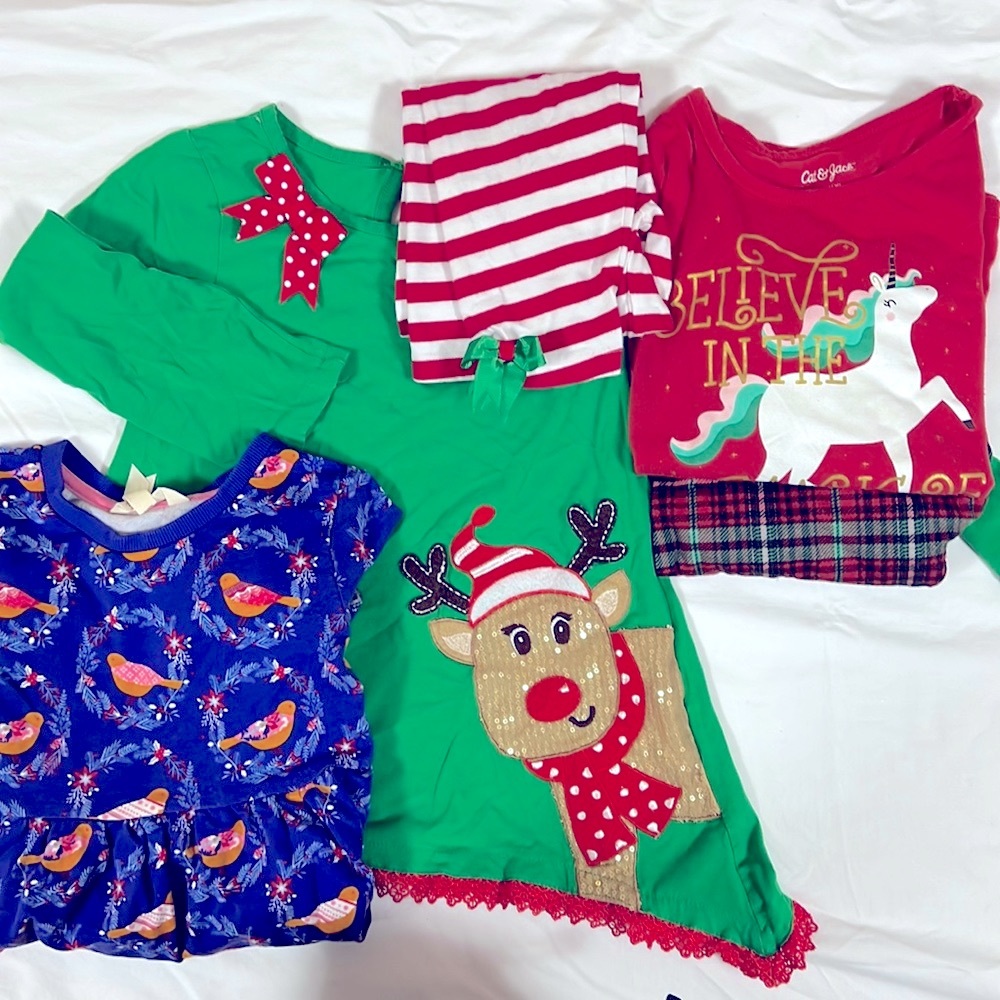 Girls size 6 Christmas Bundle!